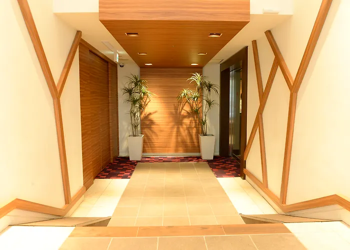 The B Akasaka